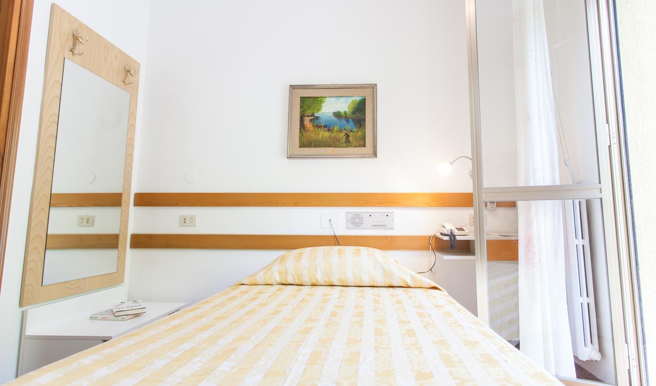 Hotel Rossini Tabiano Terme Dış mekan fotoğraf